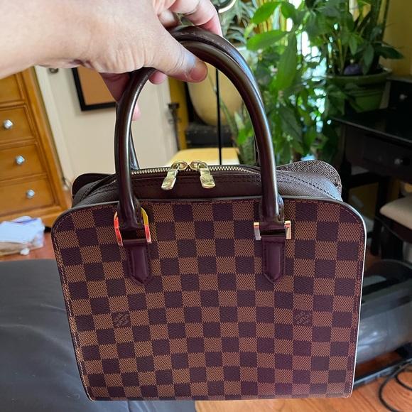 Authentic DE Louis Vuitton Triana Tote - Picture 1 of 15